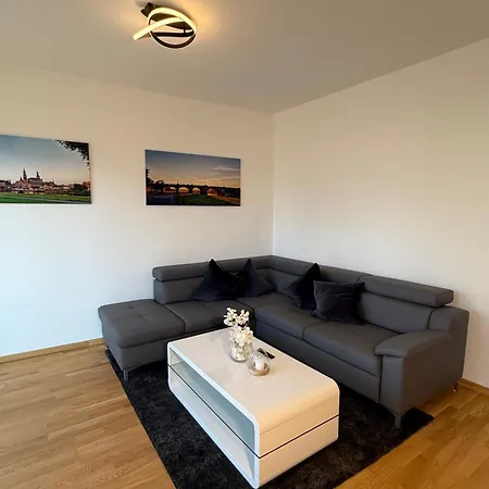 Elbecity Apartment *